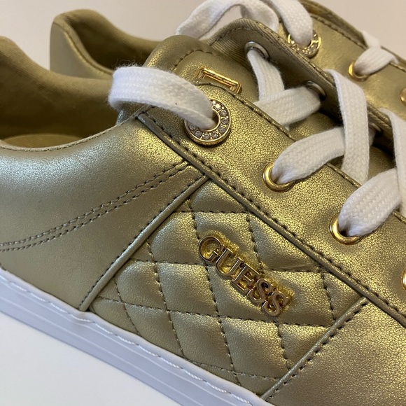 Guess Women’s Loven Sneakers, Gold w White Laceups, Quilted, Size 11 M, NWOT - Picture 7 of 10